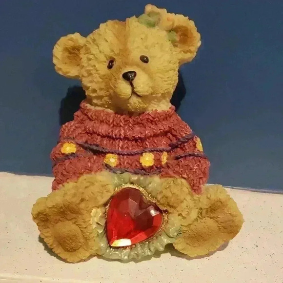 Bear Figurine - Picture 1 of 5